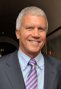 About Larry Gagosian