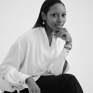 Black-and-white portrait of Ashley Stewart Rödder