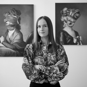 A portrait photograph of Ewa Juszkiewicz