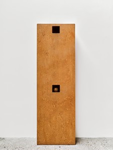 Walter De Maria, Ball Drop, 1961–64. Wood, 76 × 24 × 6 ¼ inches (193 × 61 × 15.9 cm), edition of 8 © 2025 Estate of Walter De Maria. Photo: Thomas Lannes