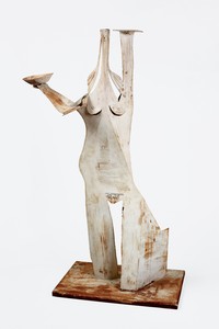 Pablo Picasso, Femme au plateau et à la sébille, 1961. Metal cutout, bent, 45 × 24 ½ × 14 inches (114.6 × 62 × 35.5 cm) © 2018 Estate of Pablo Picasso/Artist Rights Society (ARS), New York