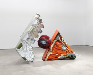 Kathleen Ryan, Screwdriver, 2023. Onyx, citrine, rhodonite, garnet, agate, tektite, lava rock, turquoise, aquamarine, serpentine, magnesite, amazonite, black tourmaline, jasper, prehnite, ruby in zoisite, marble, amber, labradorite, smoky quartz, quartz, acrylic, and steel pins on coated polystyrene, with aluminum umbrella and 1968 AMC Javelin trunk, 77 × 107 × 88 inches (195.6 × 271.8 × 223.5 cm) © Kathleen Ryan. Photo: Paul Salveson